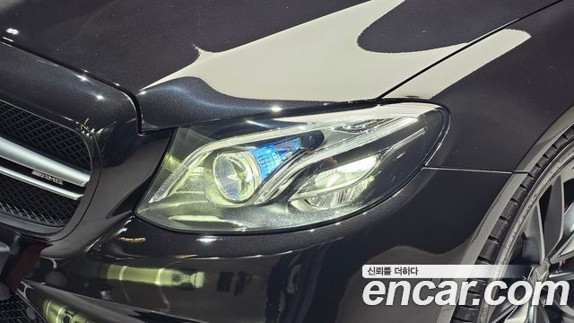 Mercedes-Benz E-Class 2020 — photo 8