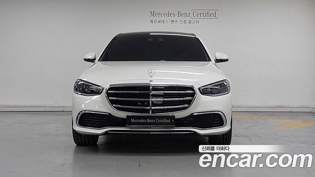 Mercedes-Benz S-Class 2023 — photo 3