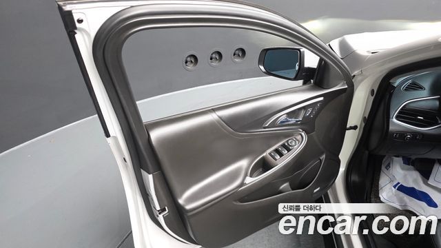 Chevrolet Korea Malibu 2017 — photo 14