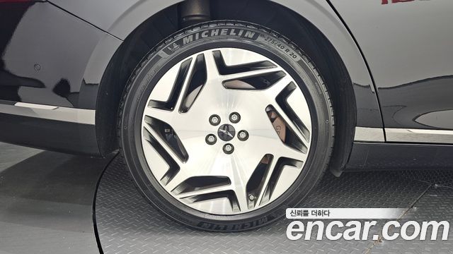 Genesis G90 2022 — photo 5