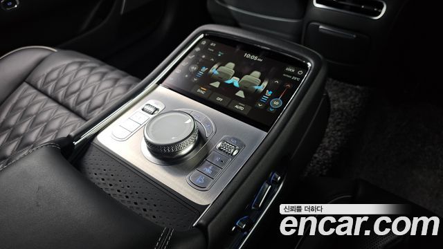 Genesis G90 2022 — photo 22