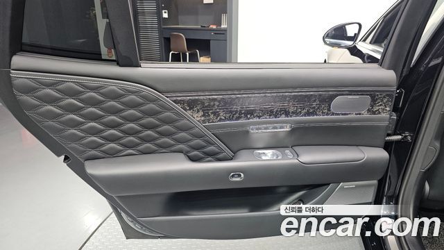 Genesis G90 2022 — photo 15
