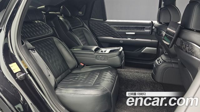 Genesis G90 2022 — photo 28