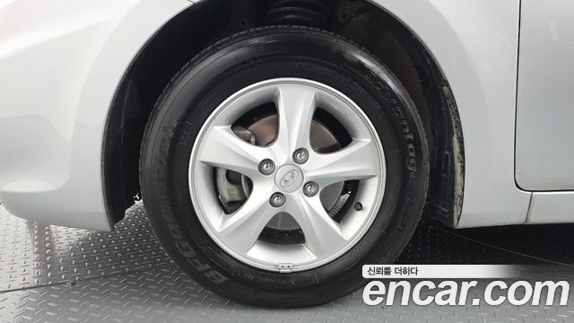 Hyundai Accent 2011 — photo 5