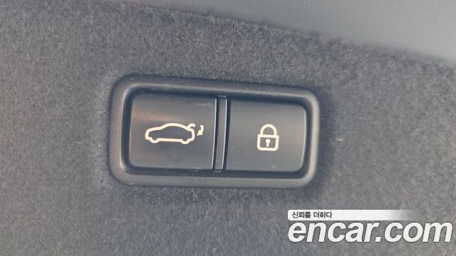 Genesis G90 2021 — photo 28