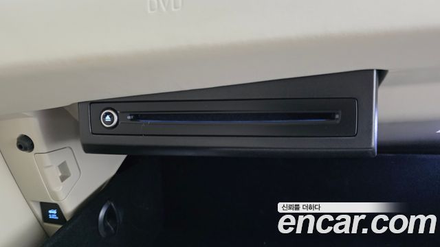 Genesis G90 2021 — photo 33