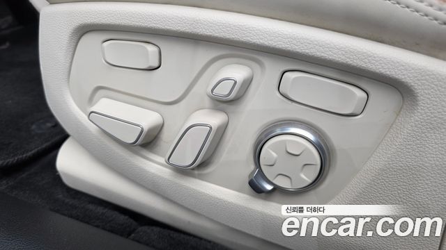 Genesis G90 2021 — photo 34