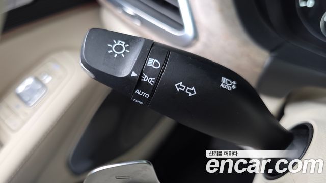 Genesis G90 2021 — photo 37