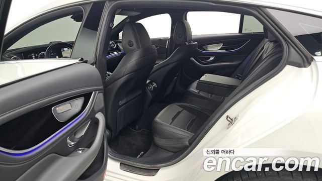 Mercedes-Benz AMG GT 2019 — photo 12