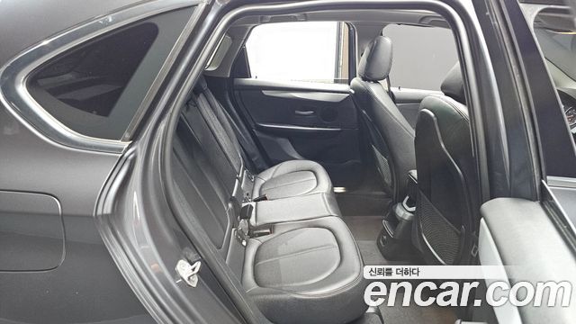 BMW 2-Series 2016 — photo 11