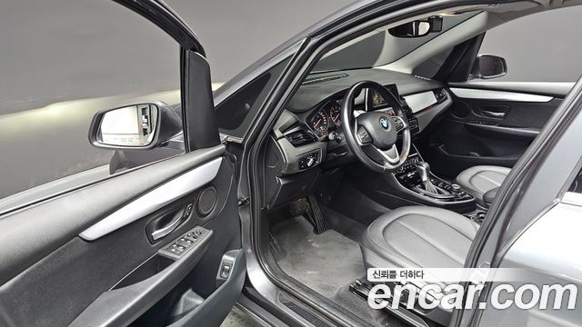 BMW 2-Series 2016 — photo 12