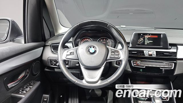 BMW 2-Series 2016 — photo 13