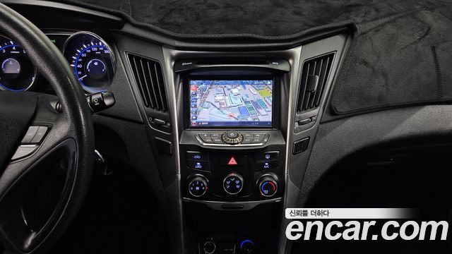 Hyundai Sonata 2013 — photo 20