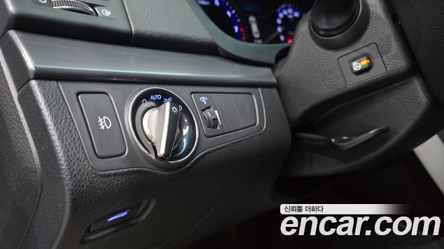 Hyundai i40 2012 — photo 14