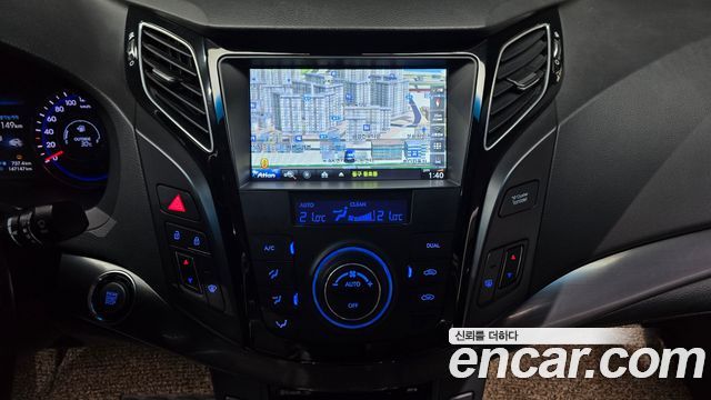 Hyundai i40 2012 — photo 15
