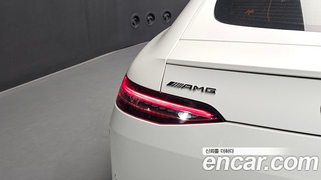 Mercedes-Benz AMG GT 2023 — photo 9