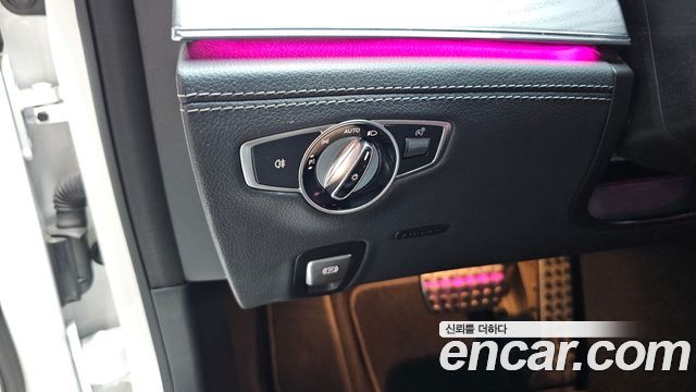 Mercedes-Benz AMG GT 2023 — photo 32