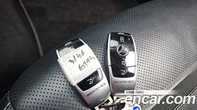 Mercedes-Benz AMG GT 2023 — photo 33