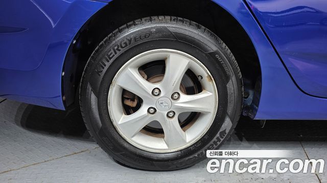 Hyundai Accent 2012 — photo 5