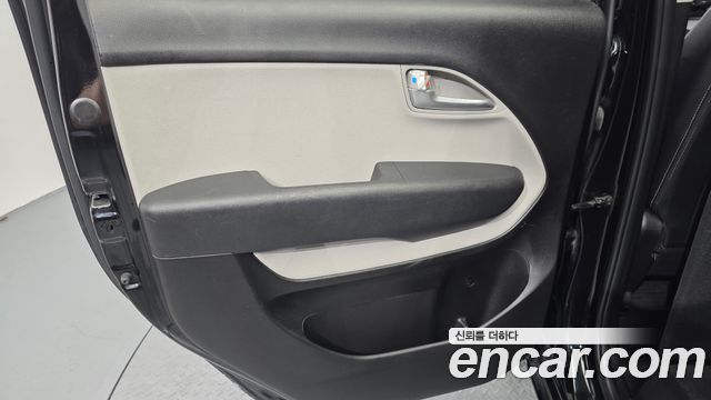 Kia RAY 2022 — photo 15