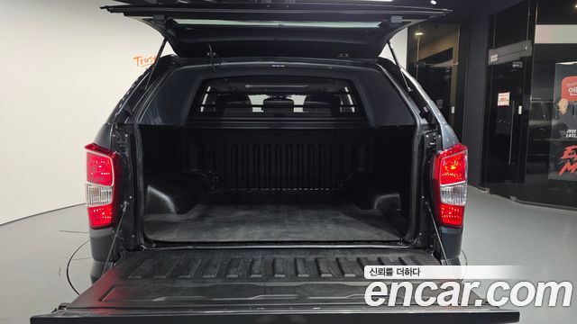 KG Mobility Rexton 2018 — photo 20