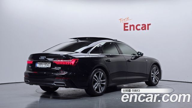 Audi A6 2022 — photo 2