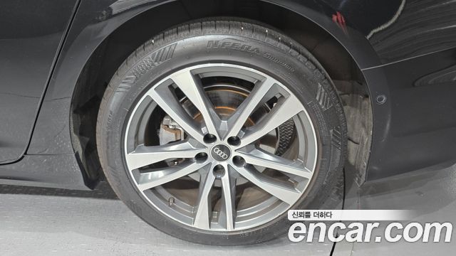 Audi A6 2022 — photo 5
