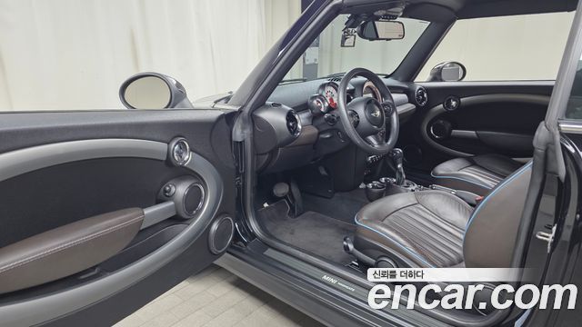 Mini Cooper Convertible 2013 — photo 13