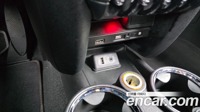 Mini Cooper Convertible 2013 — photo 19