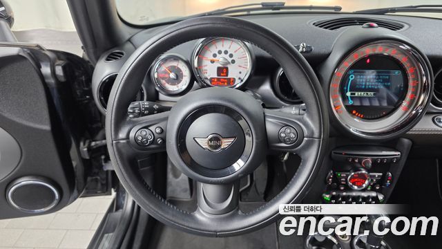 Mini Cooper Convertible 2013 — photo 20