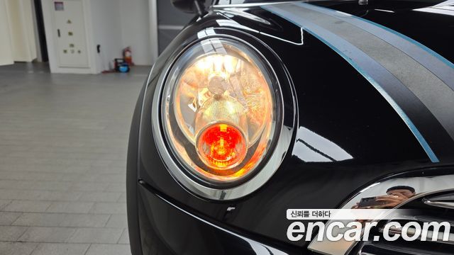 Mini Cooper Convertible 2013 — photo 8