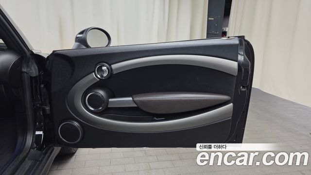 Mini Cooper Convertible 2013 — photo 15