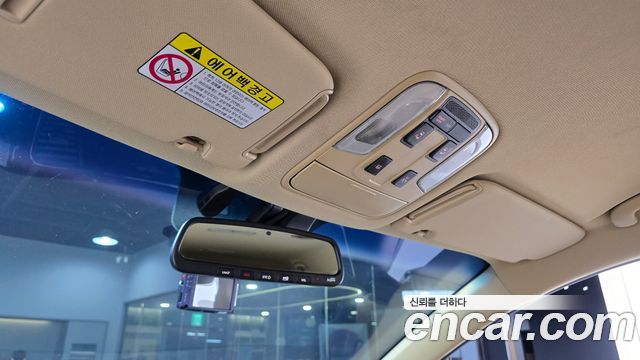 Kia Canival 2019 — photo 26