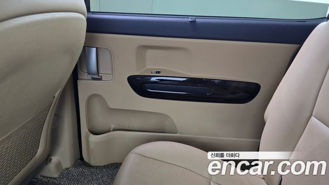 Kia Canival 2019 — photo 15