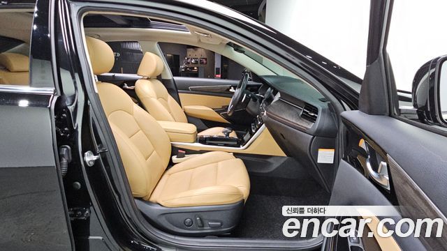 Kia K7 2020 — photo 12