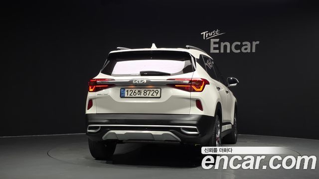 Kia Seltos 2023 — photo 4