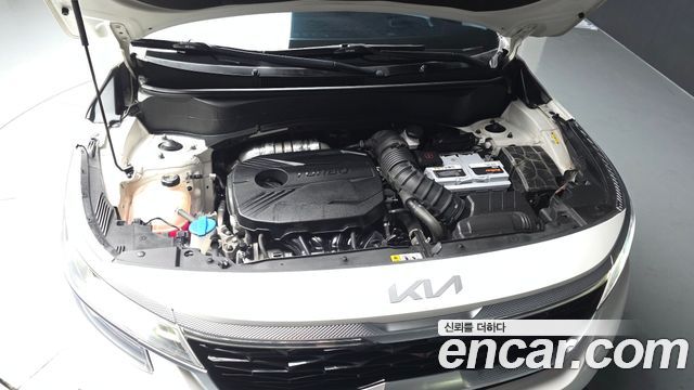 Kia Seltos 2023 — photo 6
