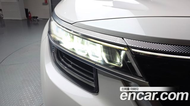 Kia Seltos 2023 — photo 8