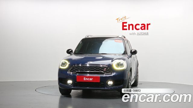 Mini Countryman 2018 — photo 3