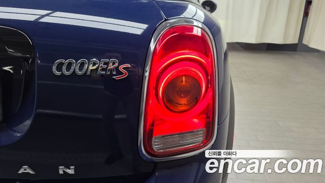 Mini Countryman 2018 — photo 9