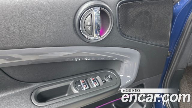 Mini Countryman 2018 — photo 27