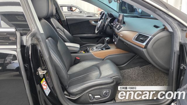 Audi A7 2016 — photo 11
