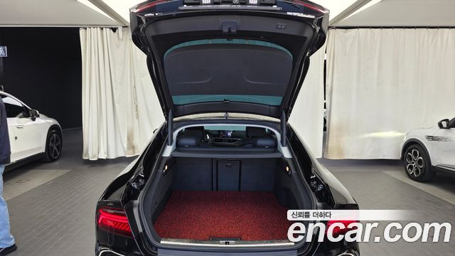 Audi A7 2016 — photo 20