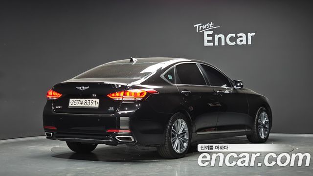 Genesis G80 2018 — photo 2