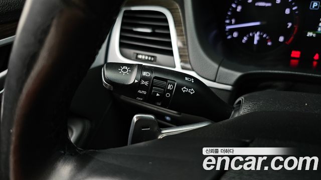 Genesis G80 2018 — photo 16