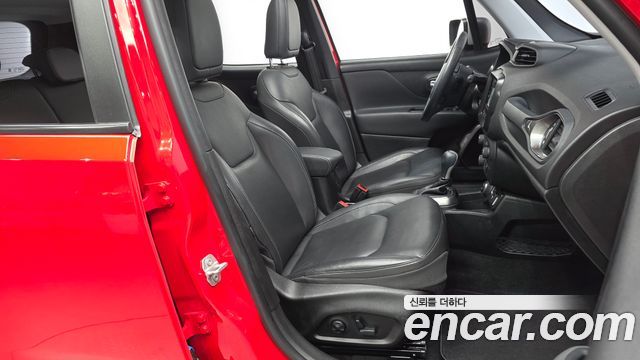 Jeep Renegade 2018 — photo 17
