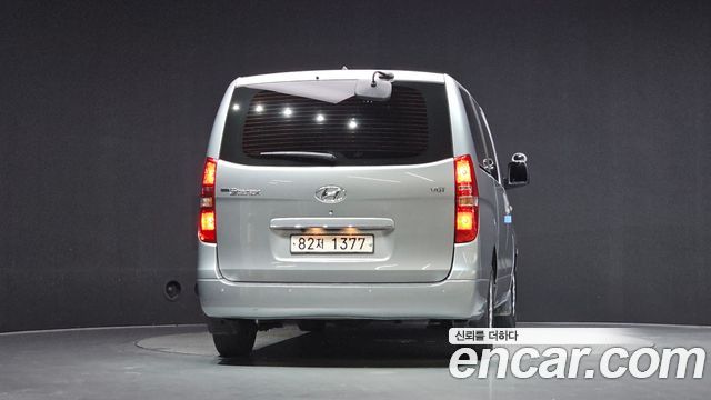 Hyundai Starex 2021 — photo 4