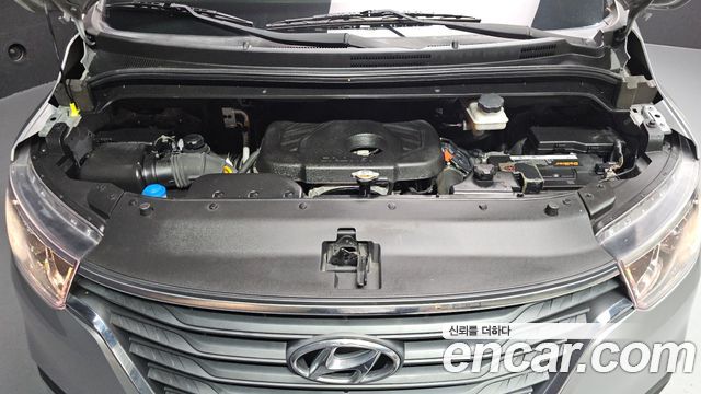 Hyundai Starex 2021 — photo 6
