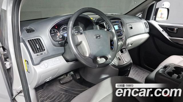 Hyundai Starex 2021 — photo 7