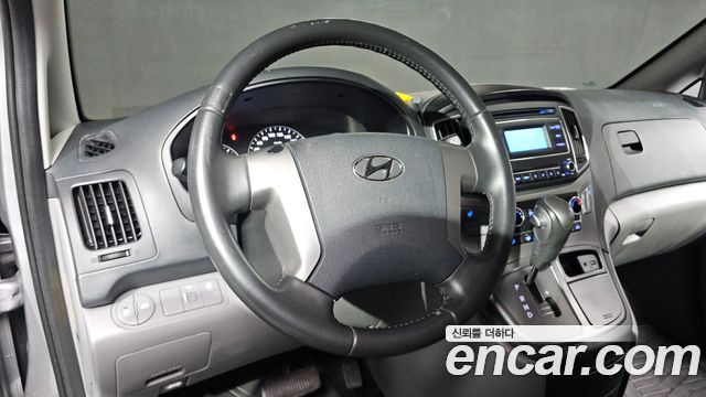 Hyundai Starex 2021 — photo 11